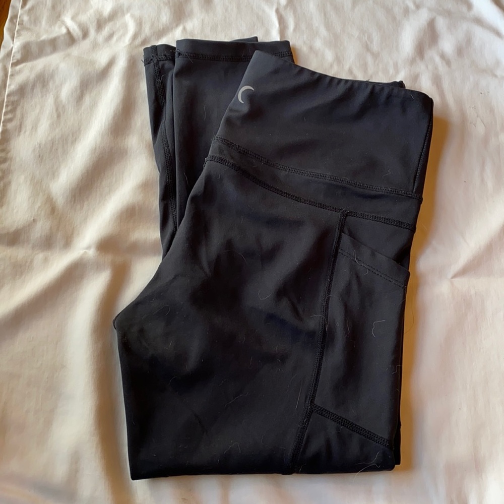 Zyia pocket Light n Tight capris